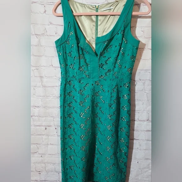 T Tahari Womens Green Gold Lace Midi Dress Sz 2 - Picture 2 of 7